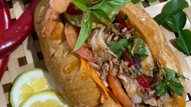 Emily’s Thai Kitchen food truck serving Thai food in Perth