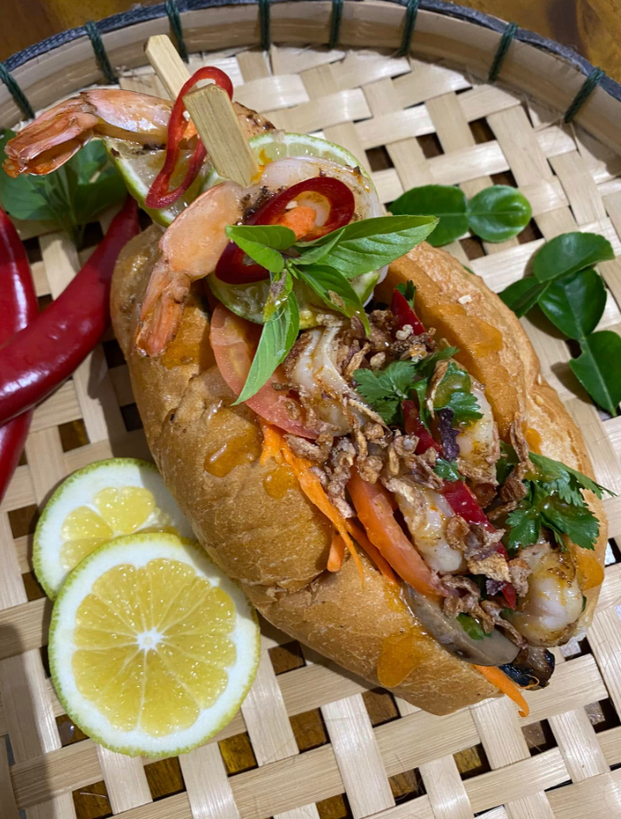 Emily’s Thai Kitchen food truck serving Thai food in Perth