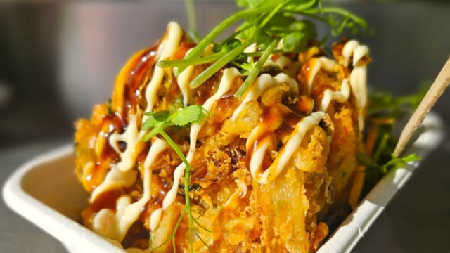 Street Food Lab Perth food truck serving South East Asian street food at a market in Perth