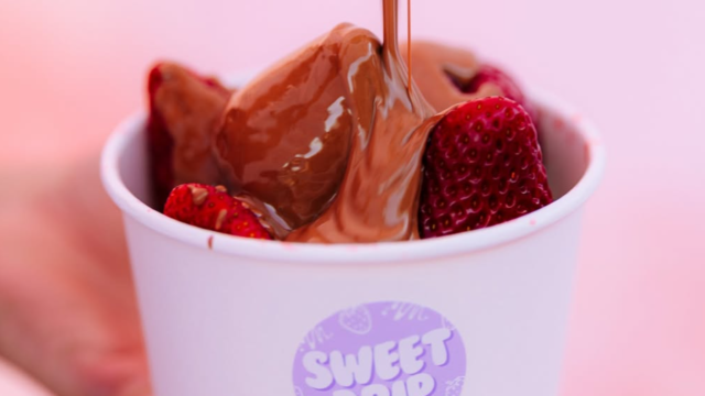 Sweet Drip dessert business serving chocolate covered strawberries and sweet treats in Perth